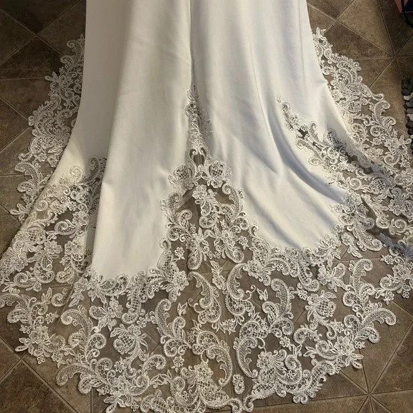 Maggie Sottero wedding dress - Picture 6 of 11